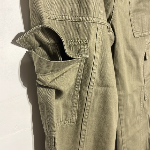 Banana Republic Utility High Rise Cargo Pants Surplus Green Size 10 - Picture 12 of 14